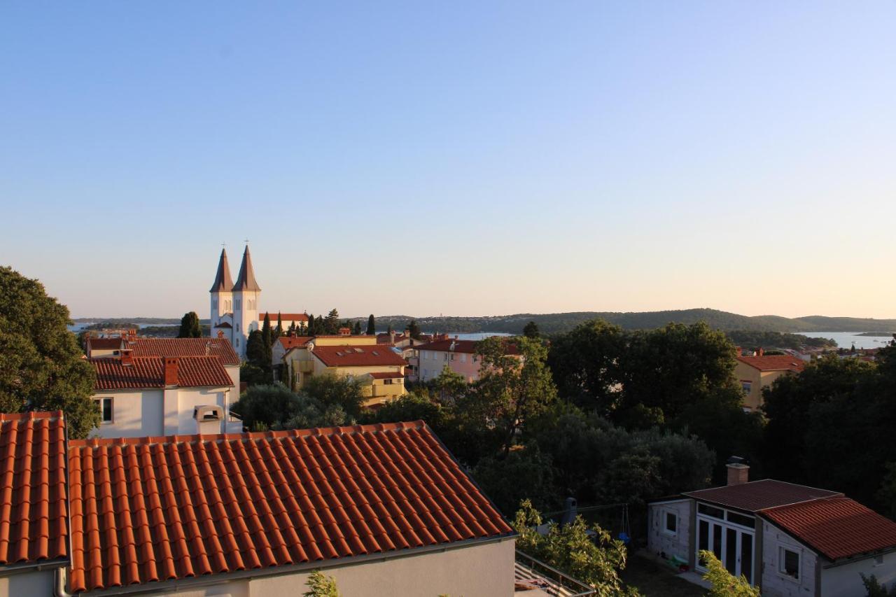 Apartments Dora Medulin Zewnętrze zdjęcie
